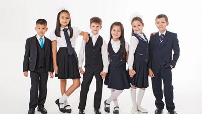 В РФ утвердили предварительный стандарт для школьной формы