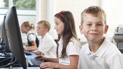 Министр просвещения Сергей Кравцов анонсировал создание «образовательного интернета» для школьников 
