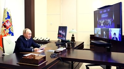 Встреча В. Путина с финалистами конкурса "Учитель года России - 2022"