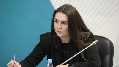 Член комитета Госдумы РФ по просвещению Анна Скрозникова 
