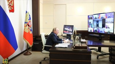 В. Путин на заседании Российского организационного комитета «Победа»