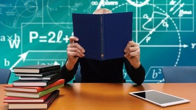 Об утверждении федерального перечня учебников и введении квоты на образование для многодетных родителей