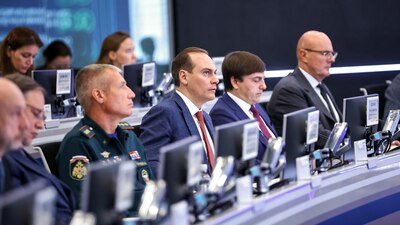 Вице-премьер РФ провёл совещание с регионами и ведомствами по готовности к новому учебному году