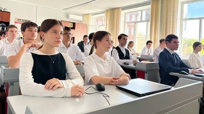 Ученики российской школы на уроке