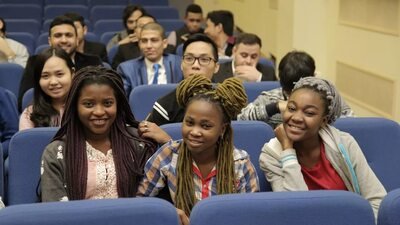 Иностранные студенты в российских вузах