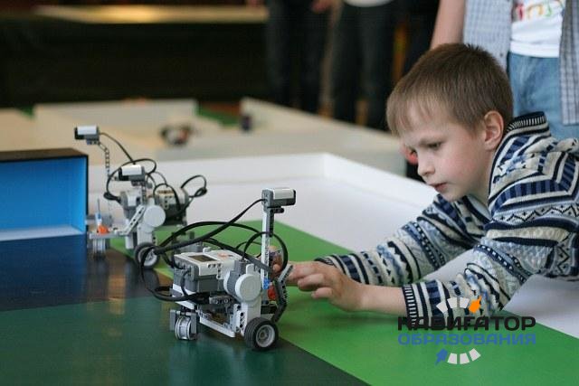 В «Артеке» состоялись соревнования роботов