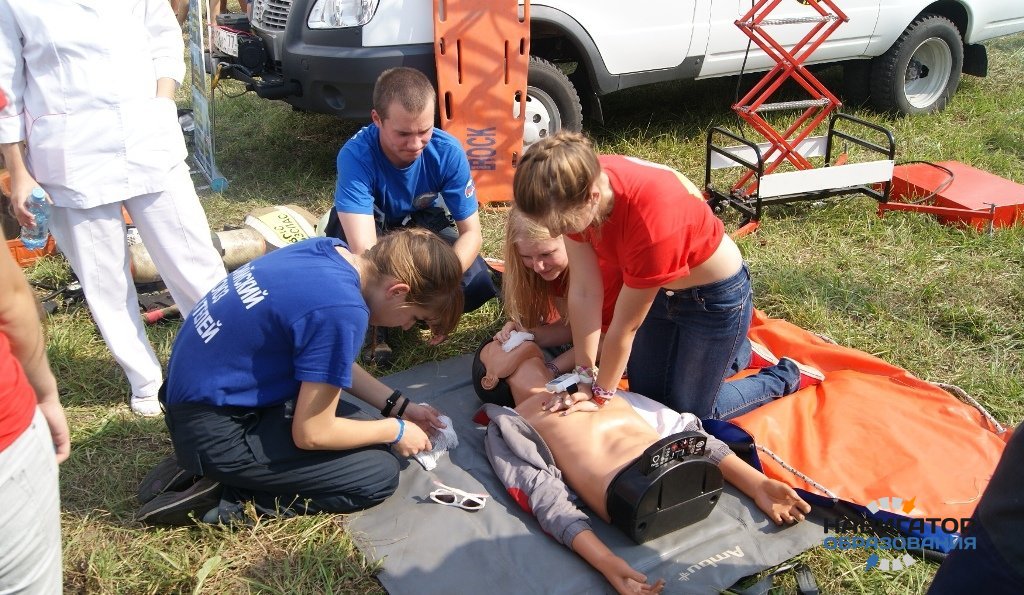 В России начали заниматься подготовкой студенческих спасательных отрядов
