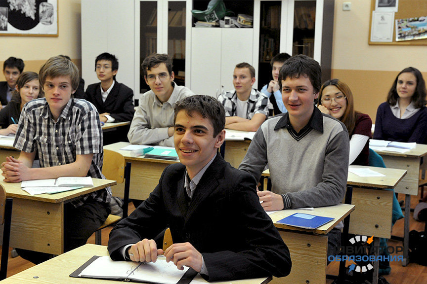 Минобрнауки России: 12-ого класса в школах не будет