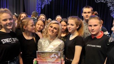 Обладательницей титула «Мисс Артистичность Новая Москва – 2018» стала педагог школы №2065